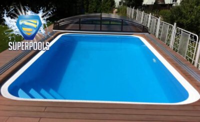 Pool mit Uberdachung im Garden