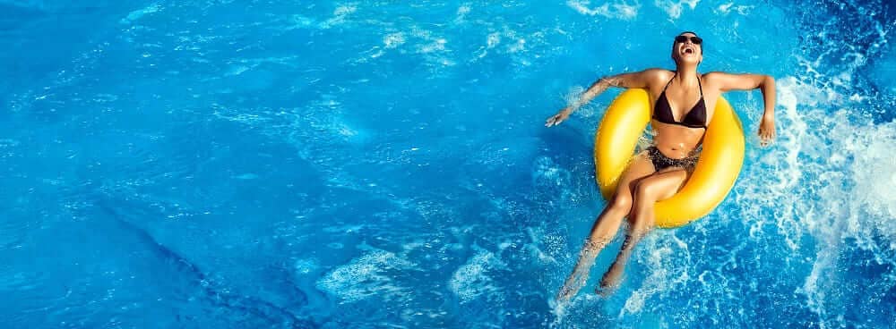 Wie kann man überschüssiges Chlor im Pool loswerden?