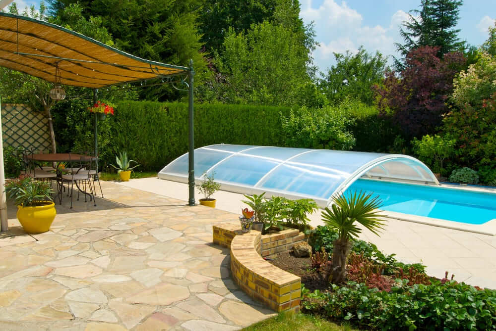 Wie wählen Sie die perfekte Poolüberdachung für Ihren Garten?