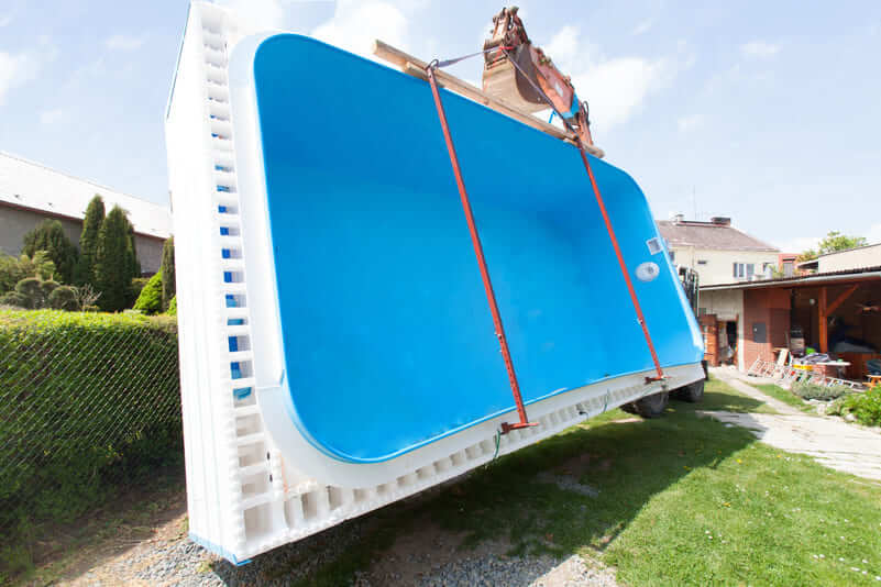 Installationszeit eines Polyesterpools